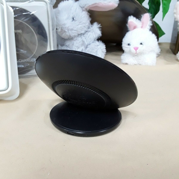 Samsung Wireless Charger EP-NG930 - wireless charg - Picture 2 of 3